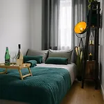Lesny Zakatek I Male Bieszczady W Rzeszowie I Starowiejska 6 Lodge Rzeszów