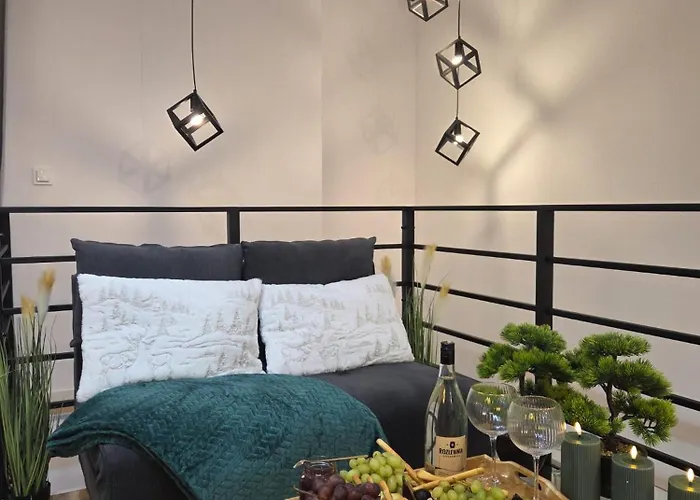 Lesny Zakatek I Male Bieszczady W Rzeszowie I Grill Starowiejska 6 * Rzeszów