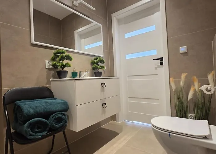 Lesny Zakatek I Male Bieszczady W Rzeszowie I Grill Starowiejska 6 Lodge *